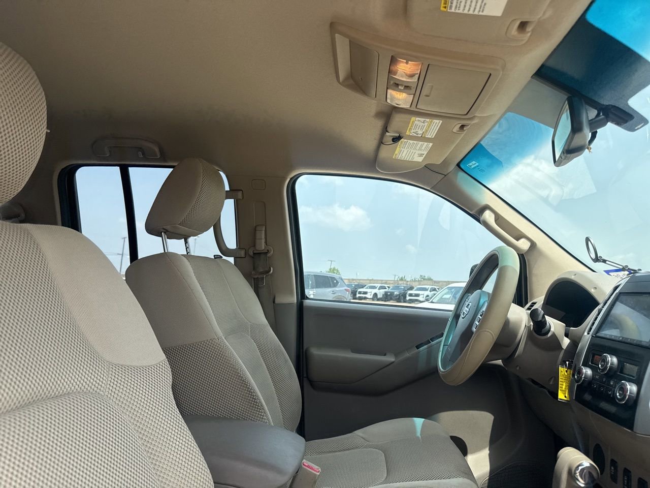 Used 2013 Nissan Frontier SV w/ SV Value Truck Pkg RWD image 26