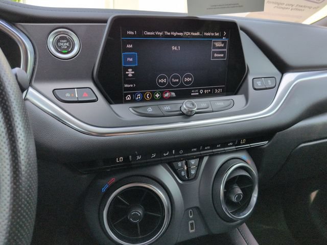 Used 2022 Chevrolet Blazer LT FWD image 15