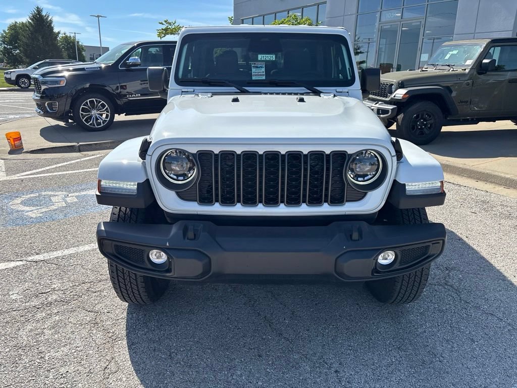 New 2026 Jeep Gladiator Sport AWD/4WD image 9