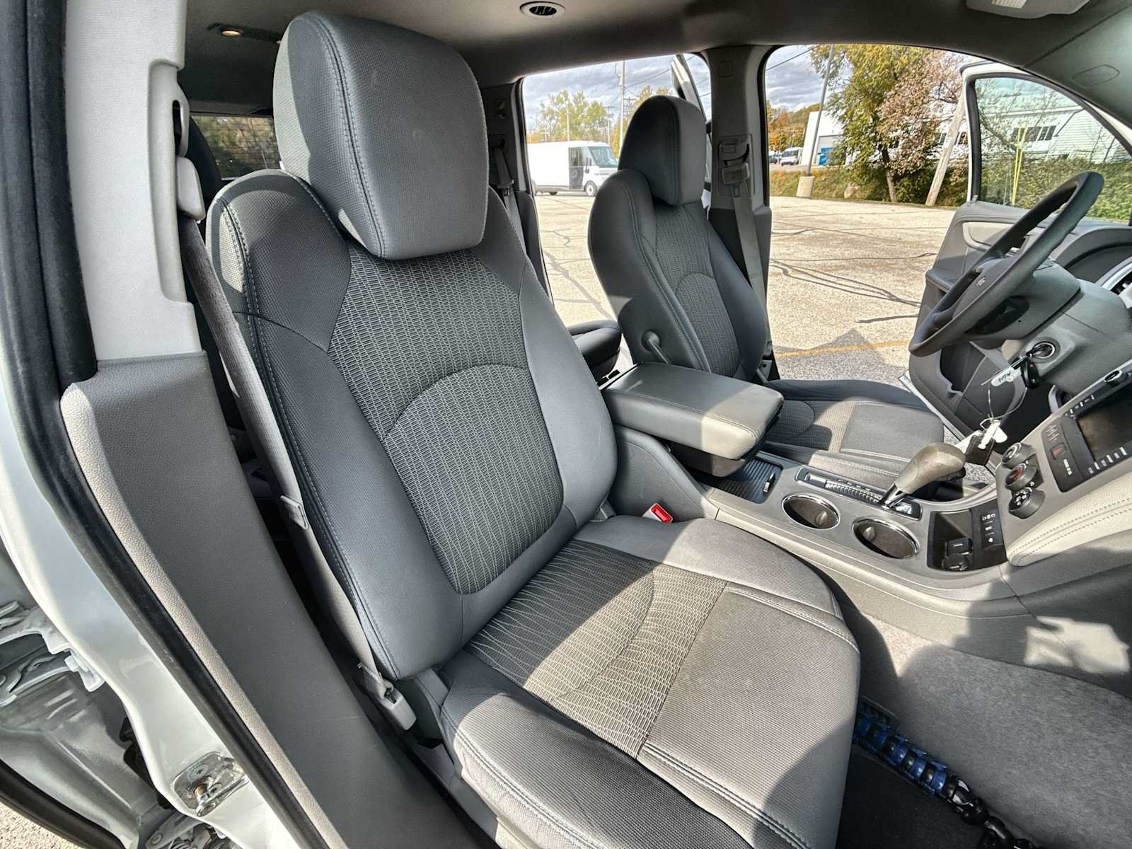 Certified 2015 Chevrolet Traverse LS FWD image 25