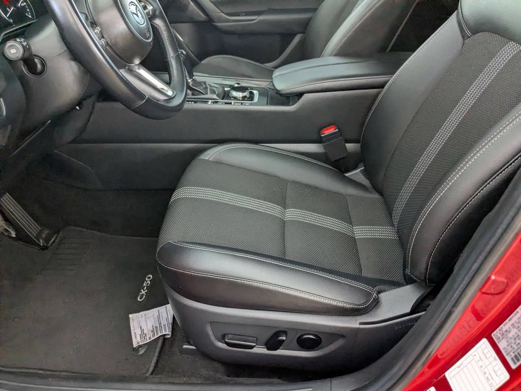 Used 2025 MAZDA CX-50 AWD 2.5 S w/ Premium Package image 11