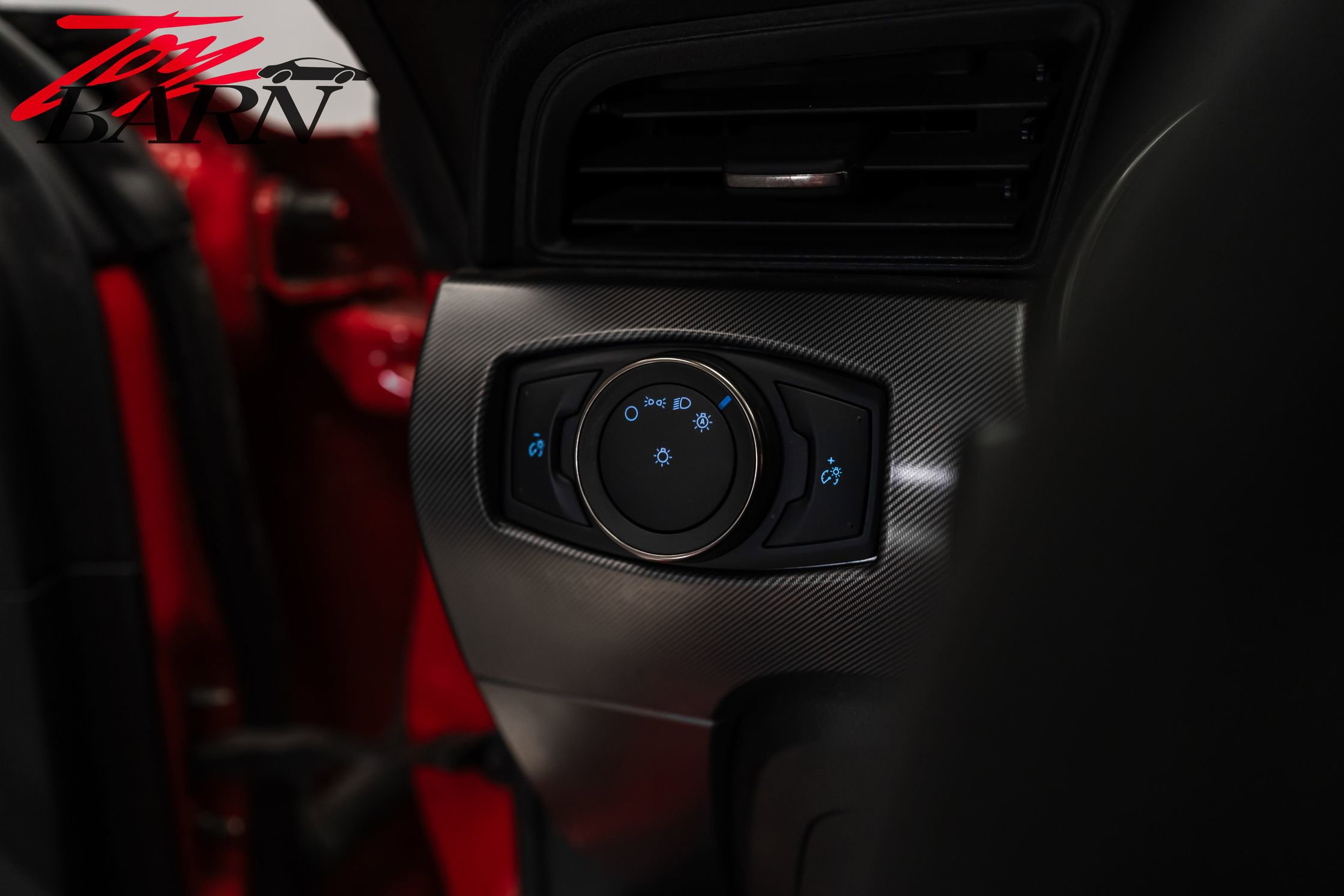 Used 2020 Ford Mustang Shelby GT500 w/ Technology Package image 28