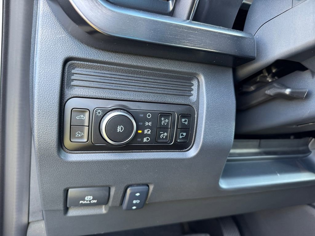 New 2026 Ford F250 Lariat image 22