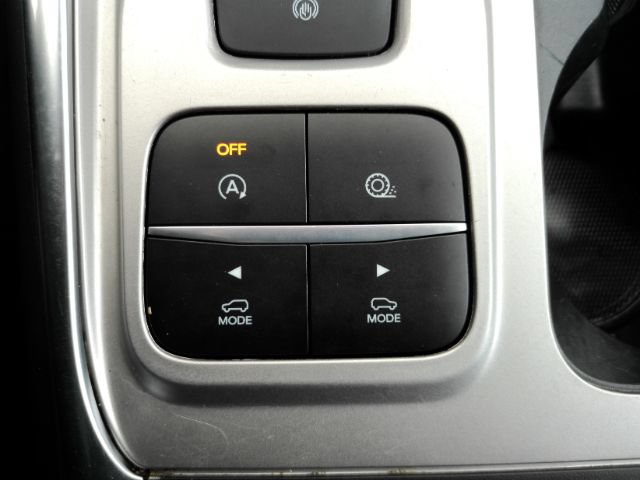 Used 2023 Ford Explorer XLT w/ Equipment Group 202A RWD image 48