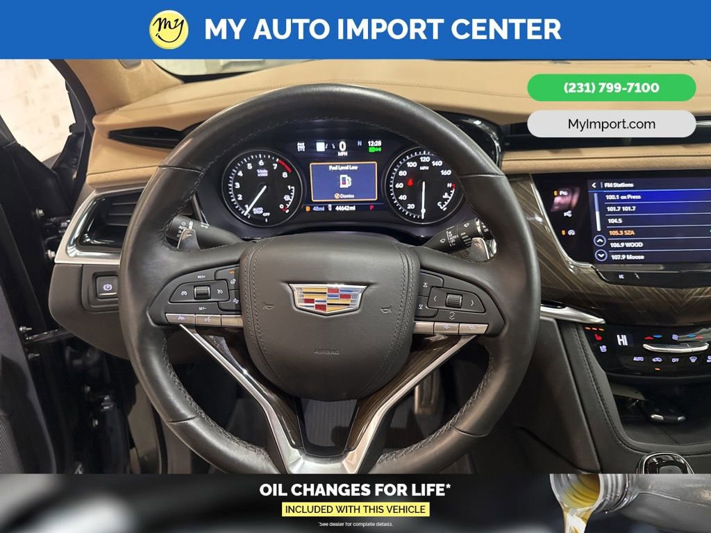 Used 2022 Cadillac XT6 Sport w/ Platinum Package image 16