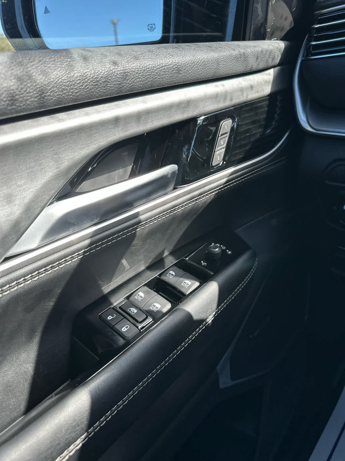 New 2025 Jeep Wagoneer Series II AWD/4WD image 21
