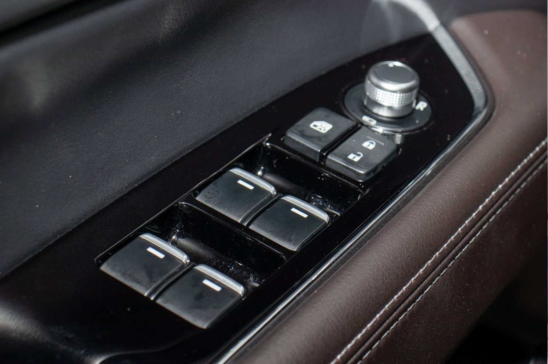 Used 2025 MAZDA CX-5 Signature image 26