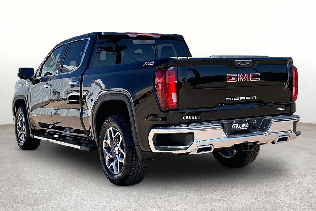 Used 2026 GMC Sierra 1500 SLT AWD/4WD image 3