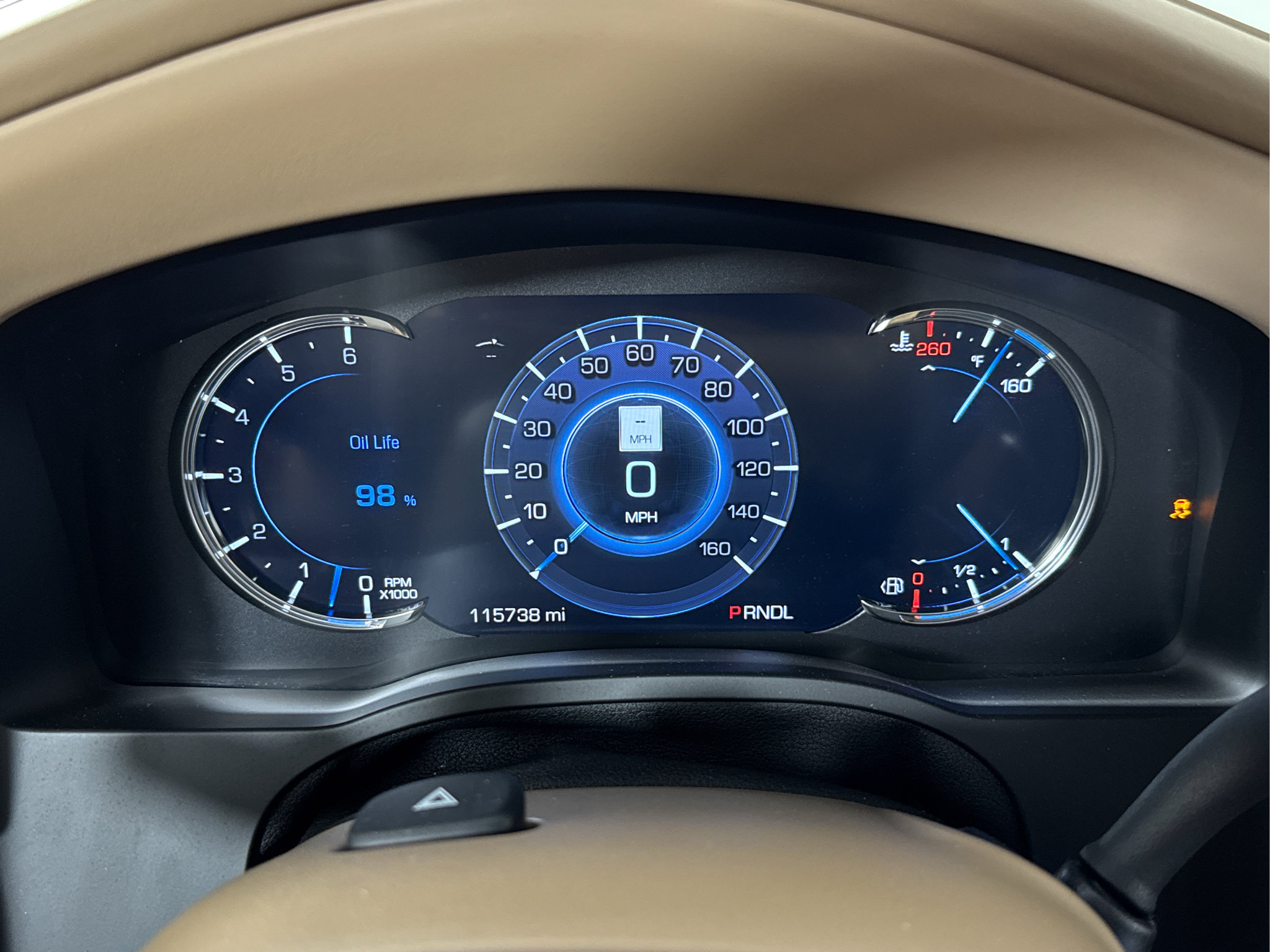 Used 2018 Cadillac Escalade Platinum AWD/4WD image 11