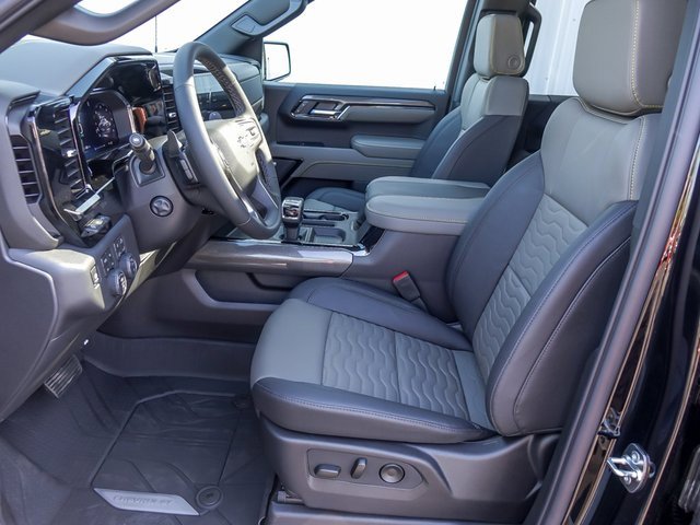New 2026 Chevrolet Silverado 1500 ZR2 image 19
