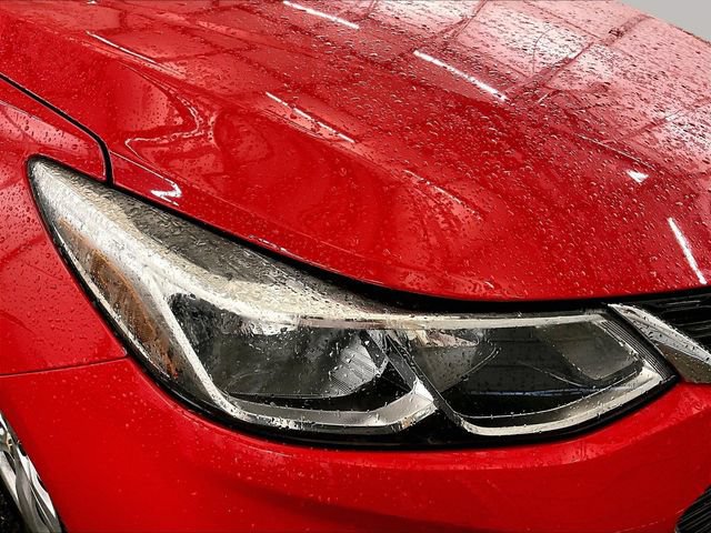 Used 2018 Chevrolet Cruze LS FWD image 28