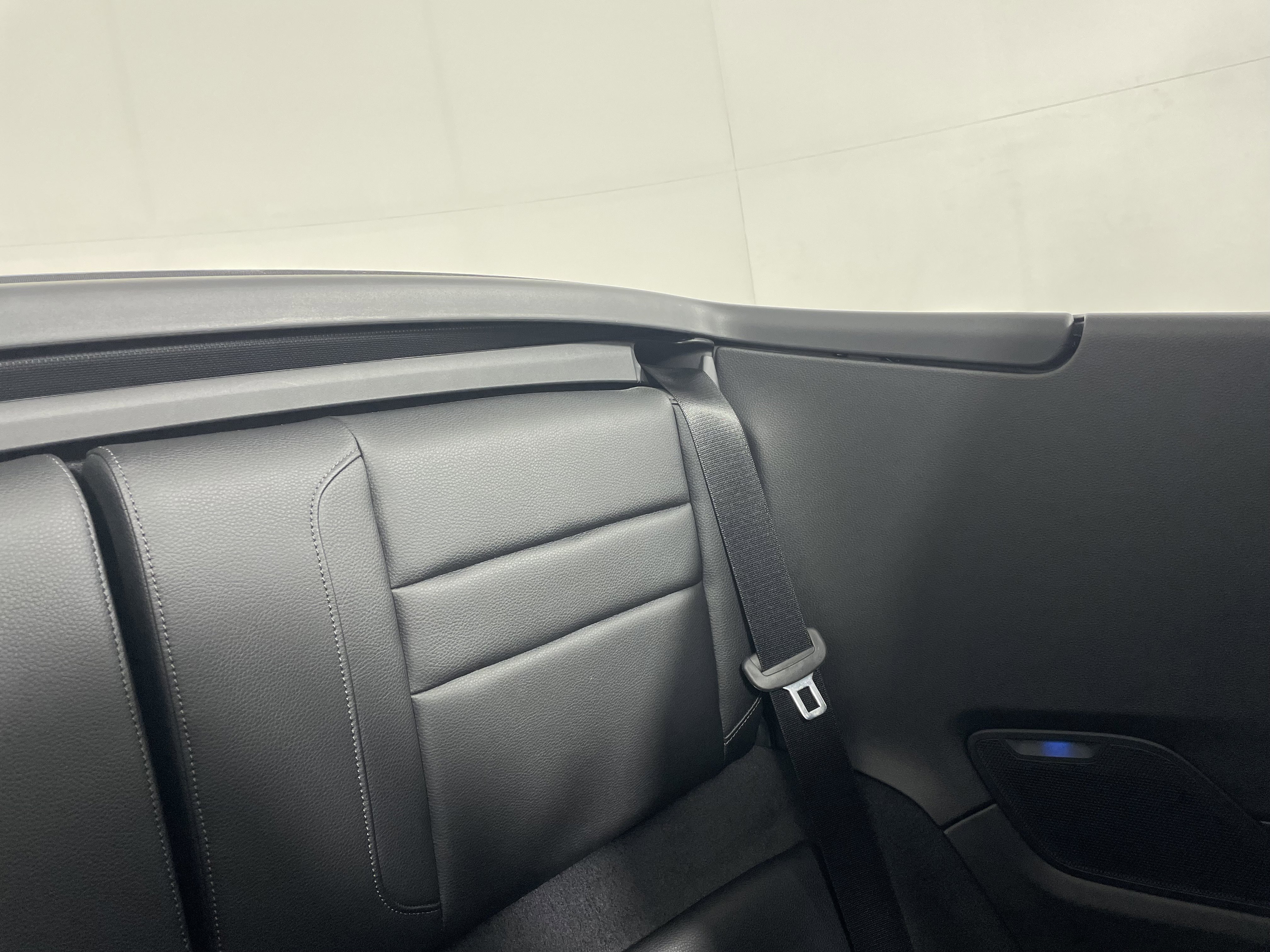 Used 2025 Porsche 911 Carrera image 17