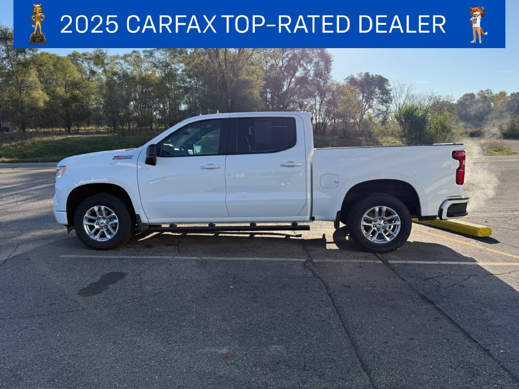 Certified 2022 Chevrolet Silverado 1500 RST w/ Z71 Off-Road Package AWD/4WD image 2