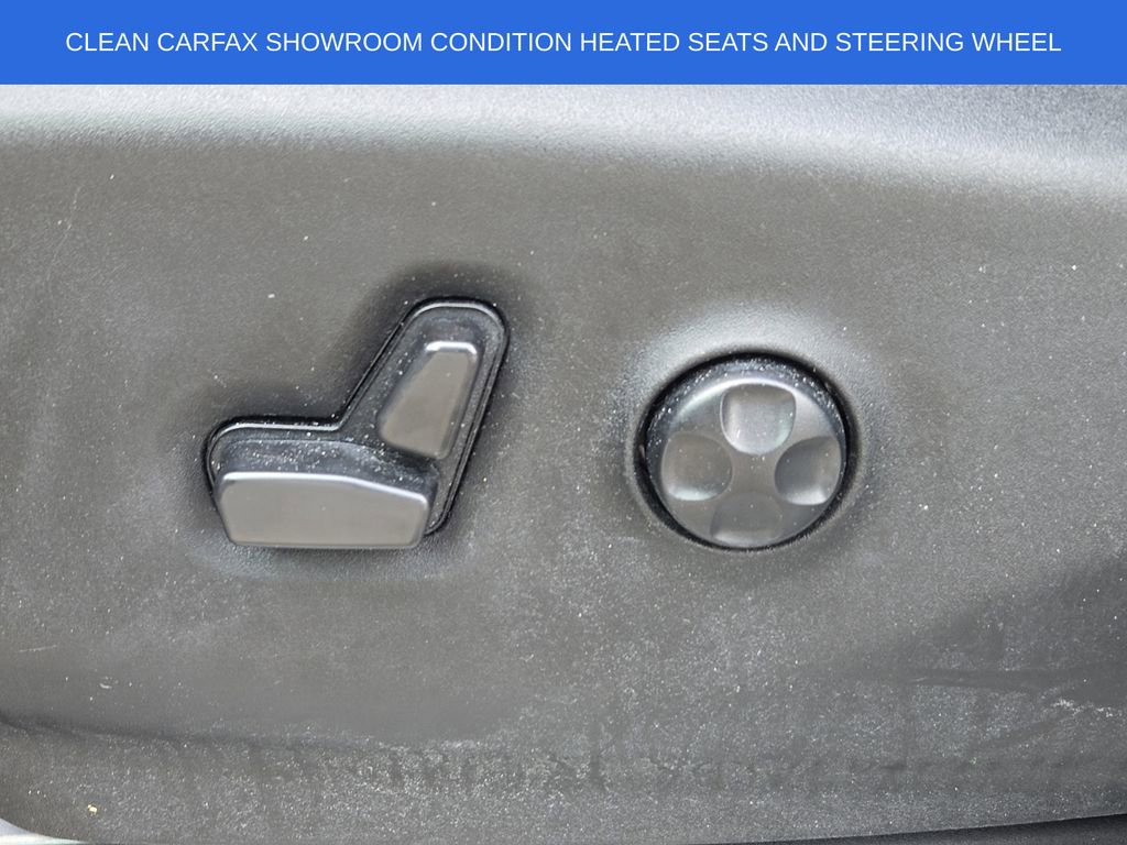 Used 2023 Chrysler Voyager LX FWD image 26