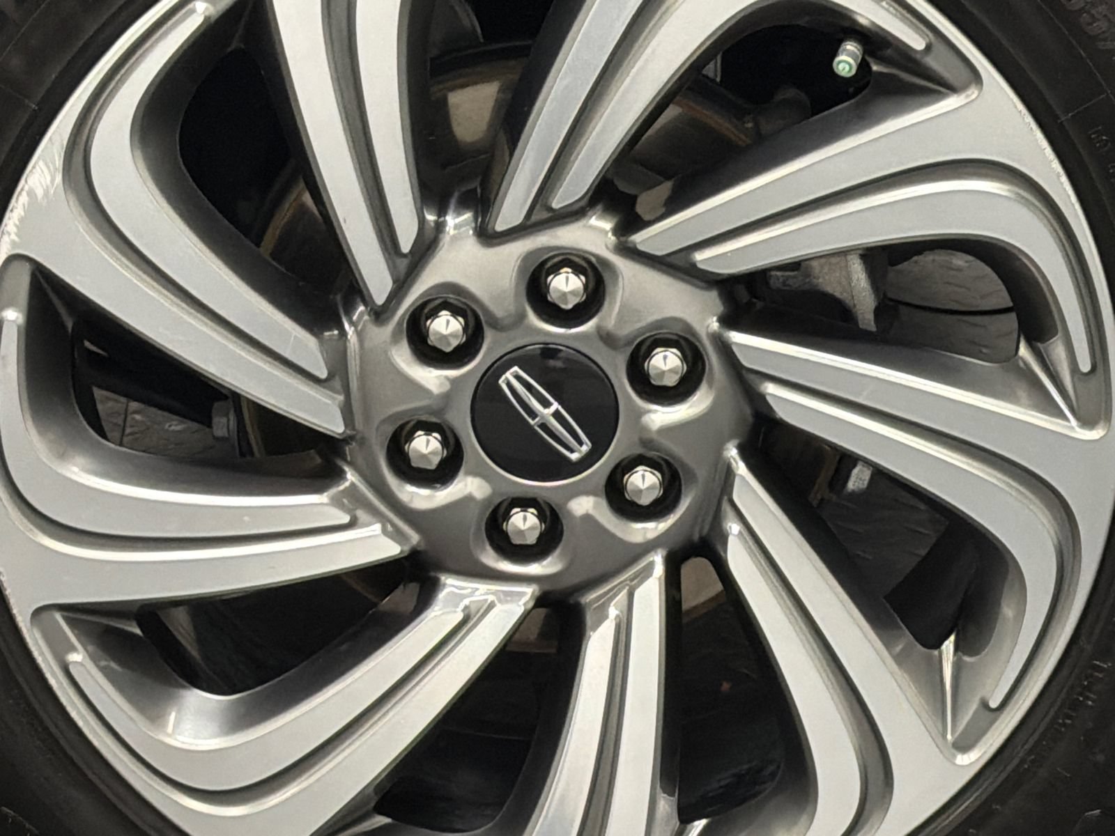 Used 2023 Lincoln Navigator Reserve AWD/4WD image 5