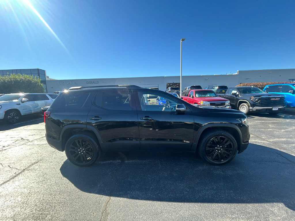 Certified 2023 GMC Acadia SLT w/ Elevation Edition AWD/4WD image 7