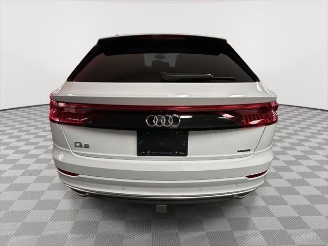 Used 2023 Audi Q8 Premium w/ Convenience Package AWD/4WD image 3