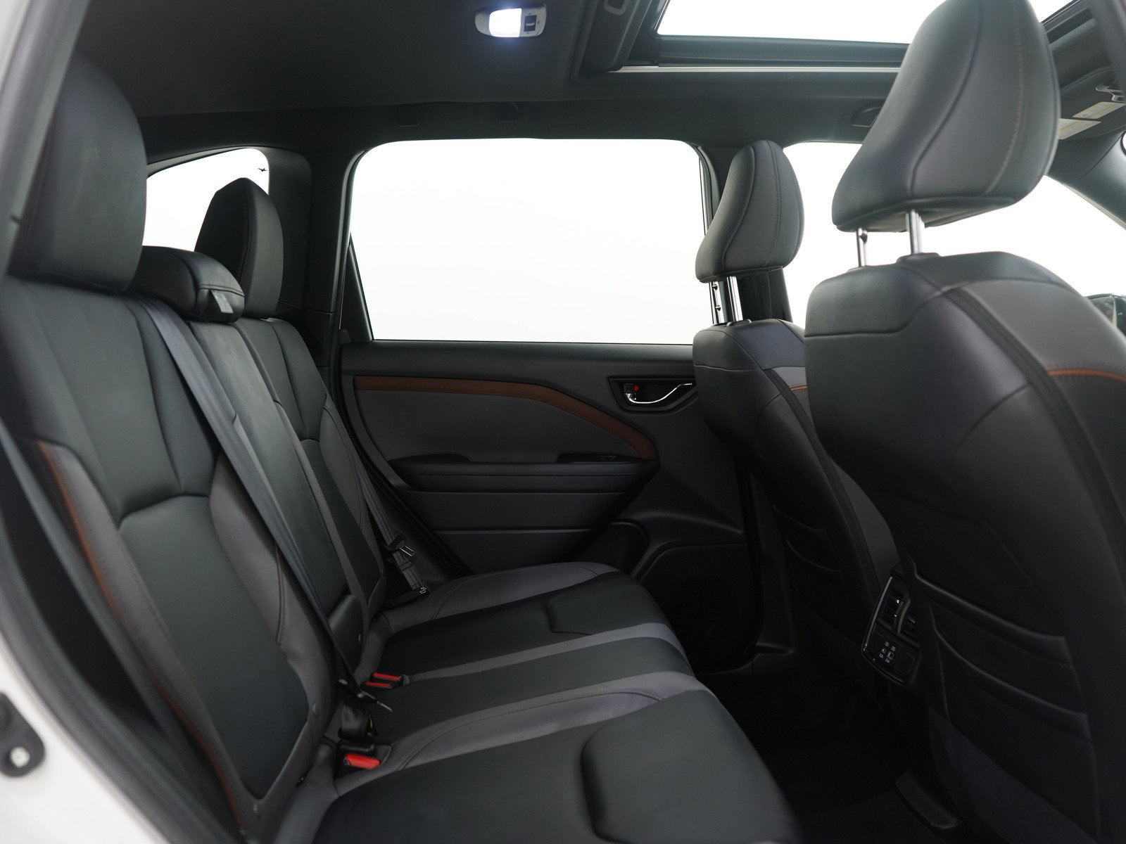 Used 2025 Subaru Forester Sport image 12