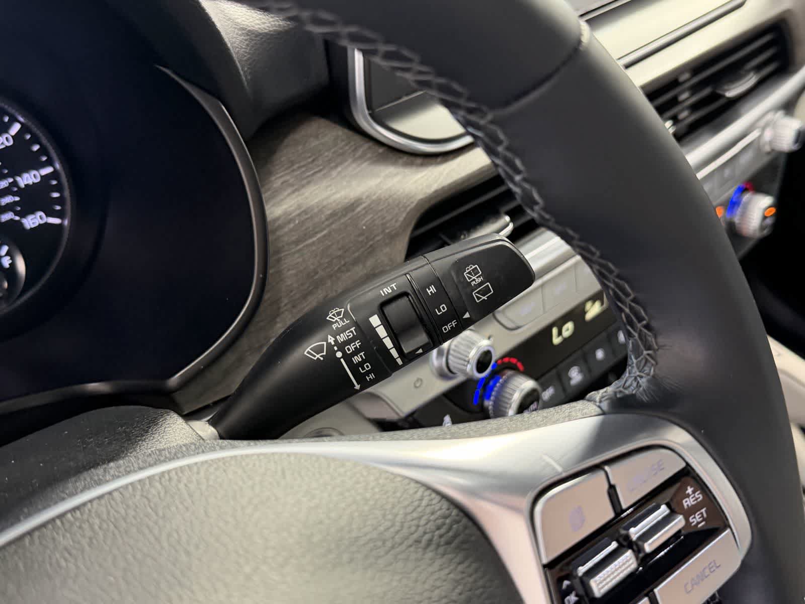Used 2020 Kia Telluride EX AWD/4WD image 17