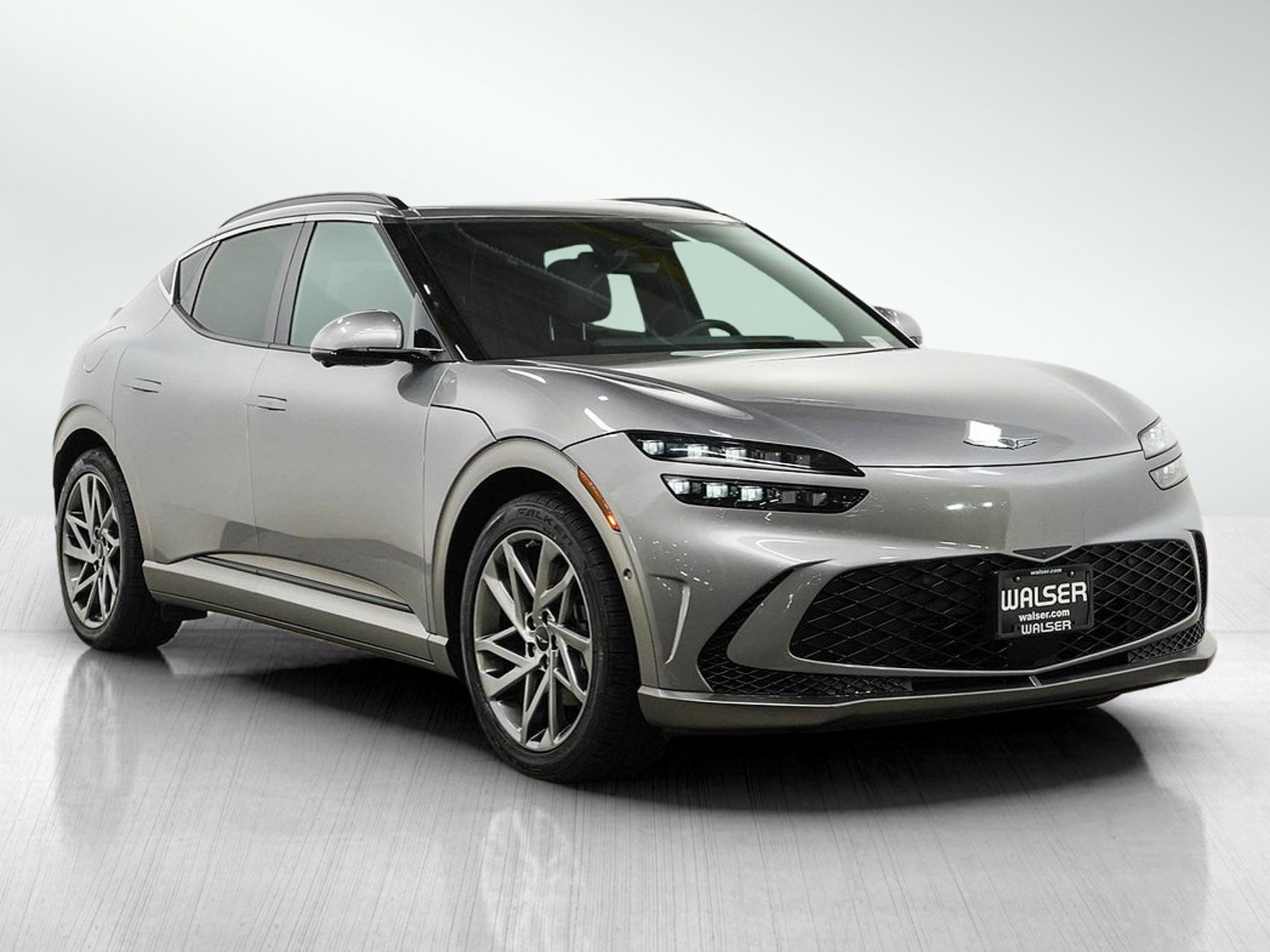 Used 2023 Genesis GV60 Advanced AWD/4WD image 7