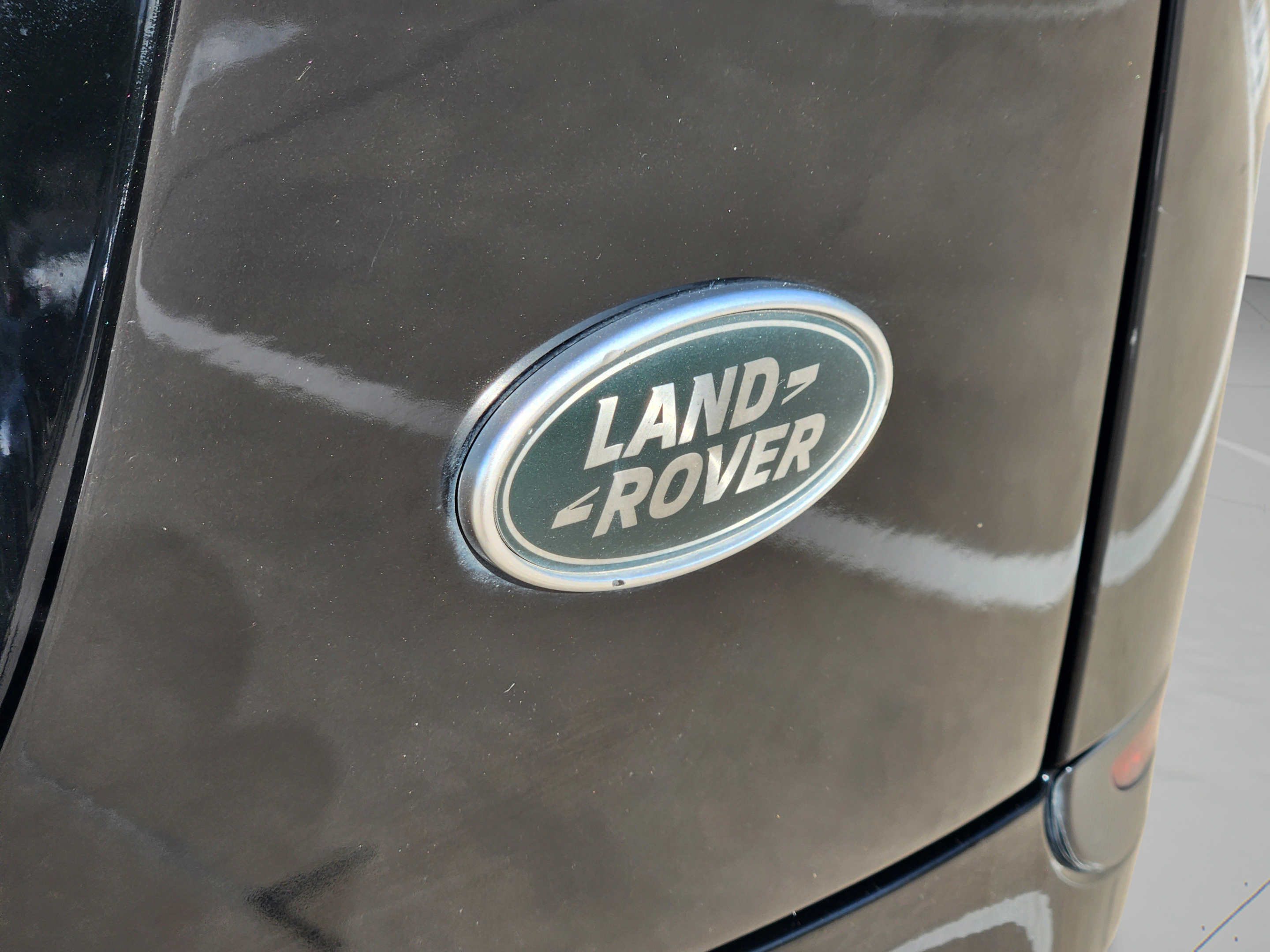 Used 2020 Land Rover Range Rover Velar S AWD/4WD image 39