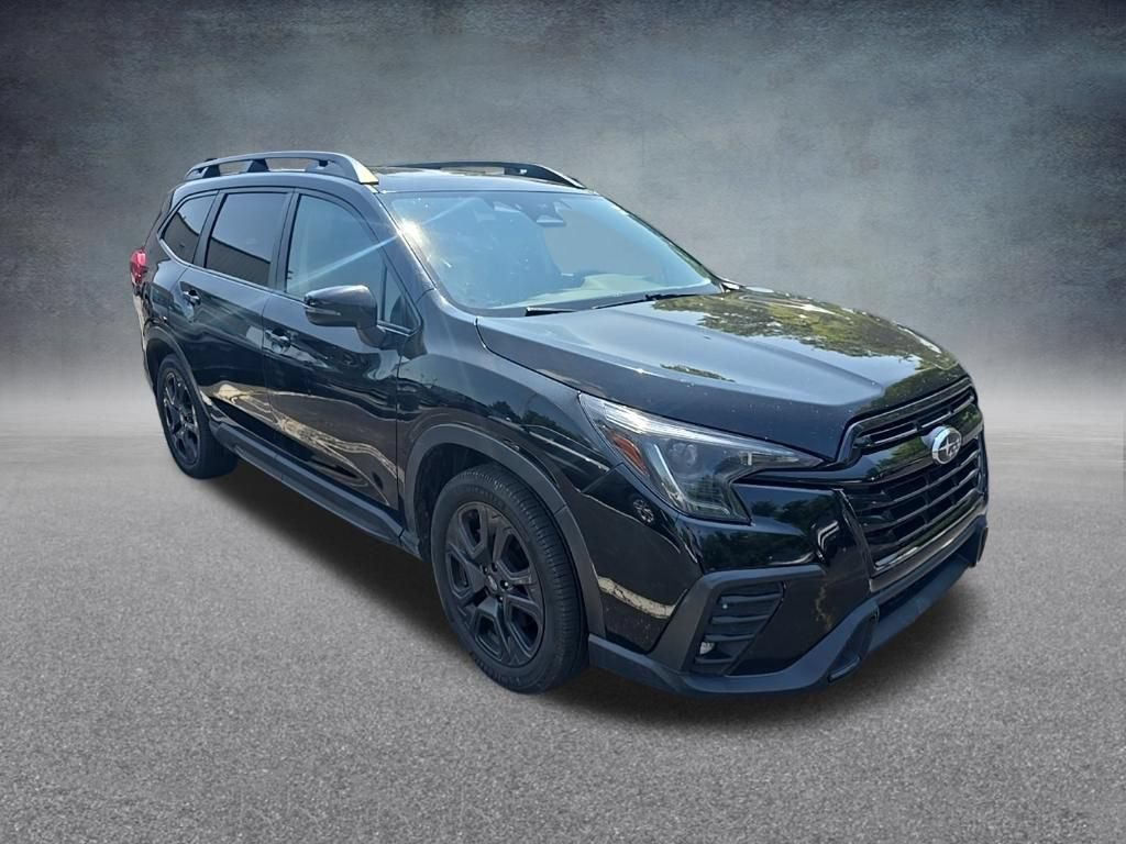 Used 2023 Subaru Ascent Onyx Edition AWD/4WD image 2