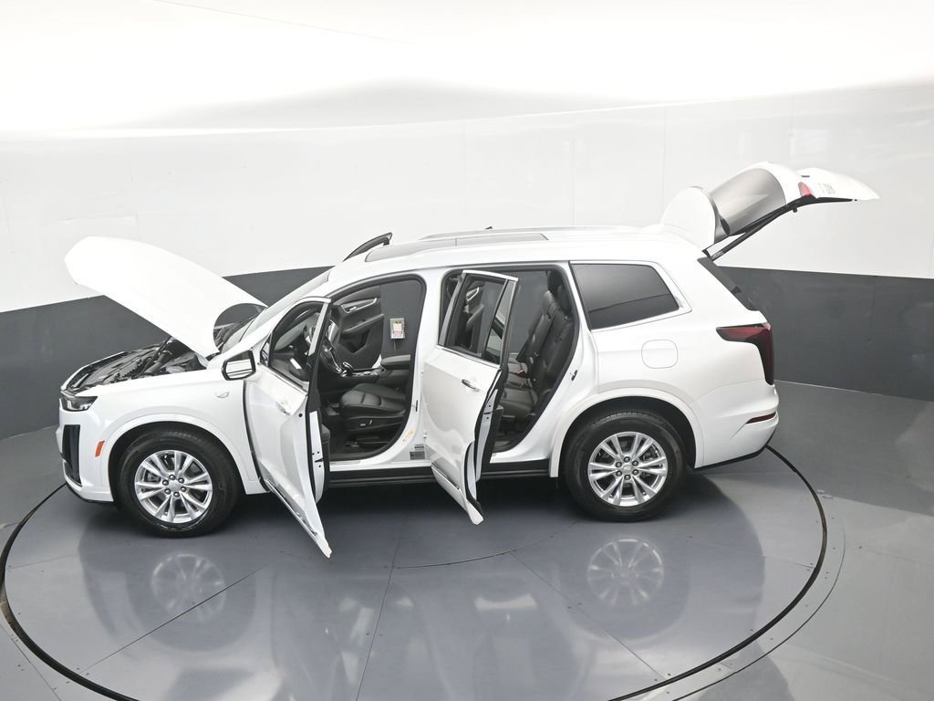 Used 2024 Cadillac XT6 Luxury image 74