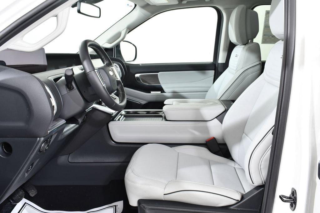 New 2026 Ford Expedition Max Platinum image 6