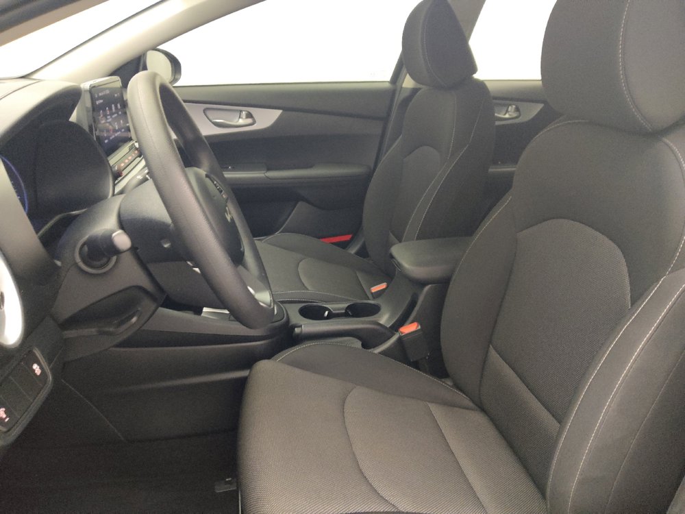 Used 2024 Kia Forte LX image 17
