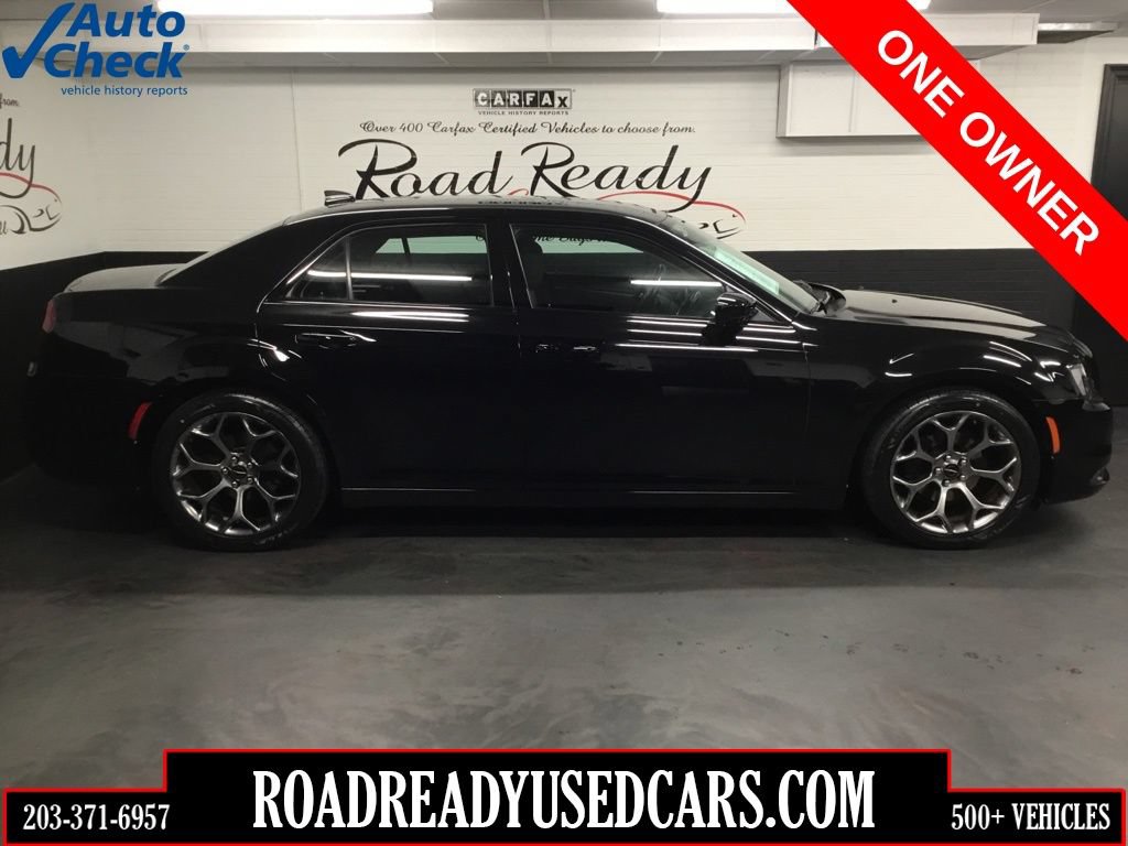 Used 2018 Chrysler 300 Touring w/ Sport Appearance Package RWD image 1