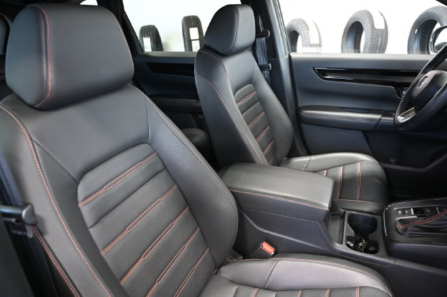Used 2026 Honda CR-V Sport Touring image 8