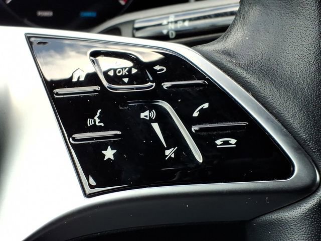 Used 2023 Mercedes-Benz GLC 300 4MATIC image 32