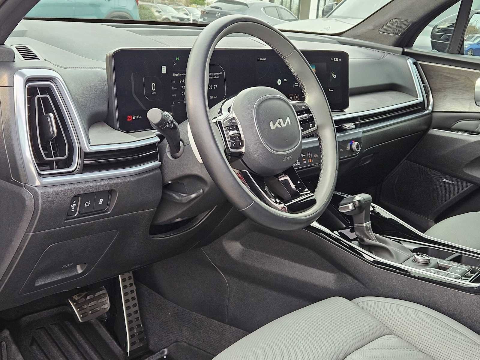 Certified 2025 Kia Sorento SX Prestige w/ Sage Leather Package image 2