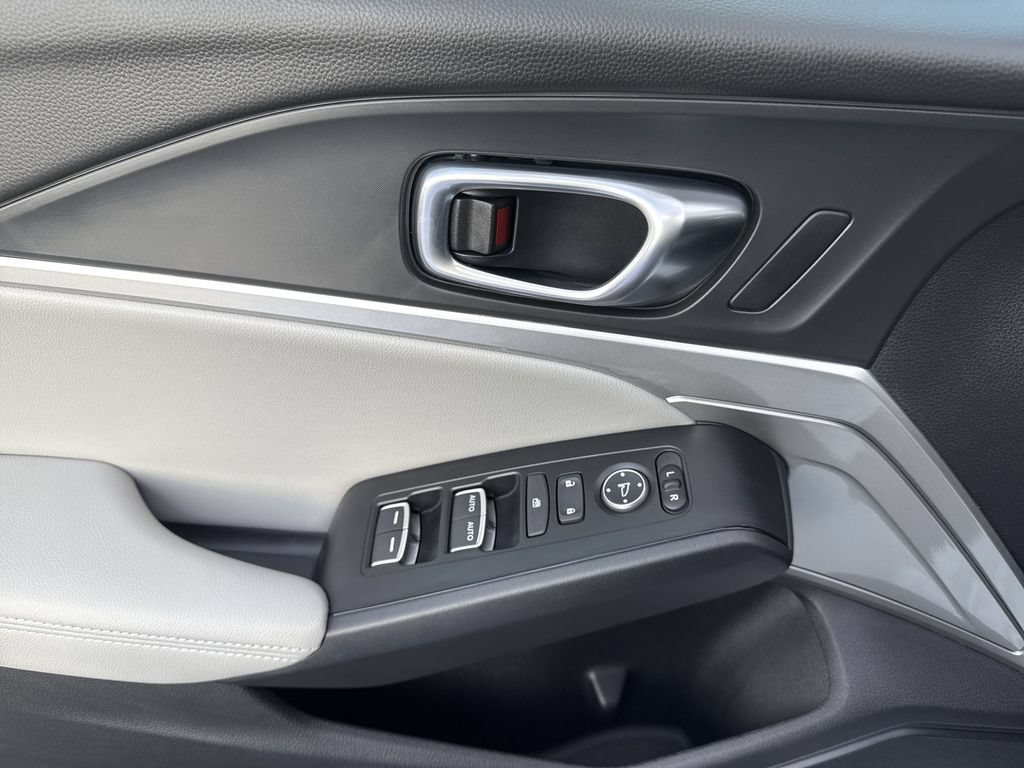 Used 2025 Acura Integra FWD image 15