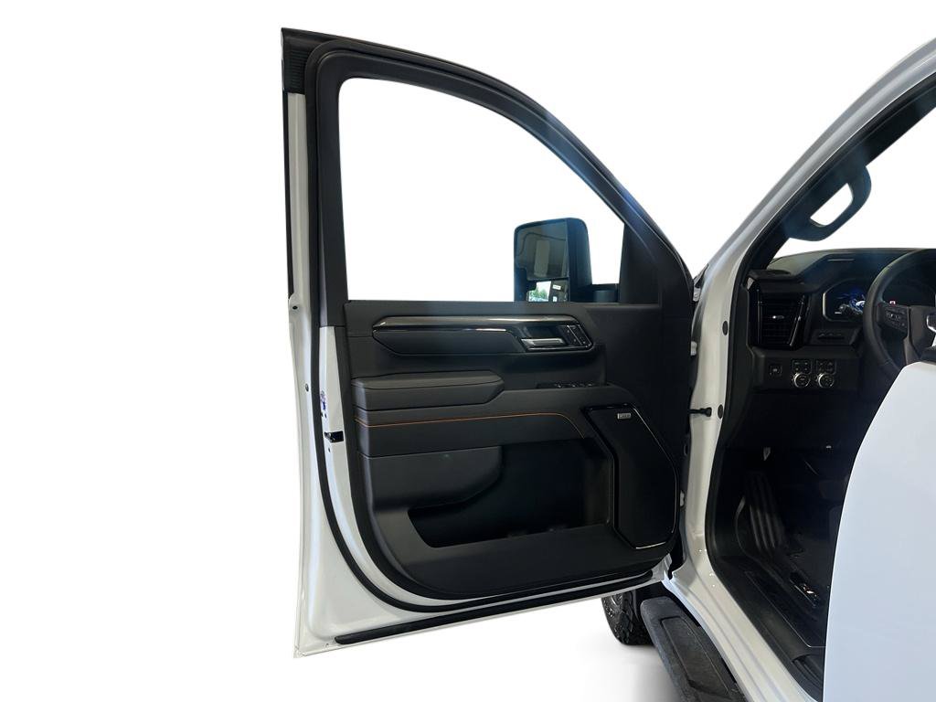 Used 2026 GMC Sierra 3500 AT4 w/ AT4 Premium Plus Package AWD/4WD image 20
