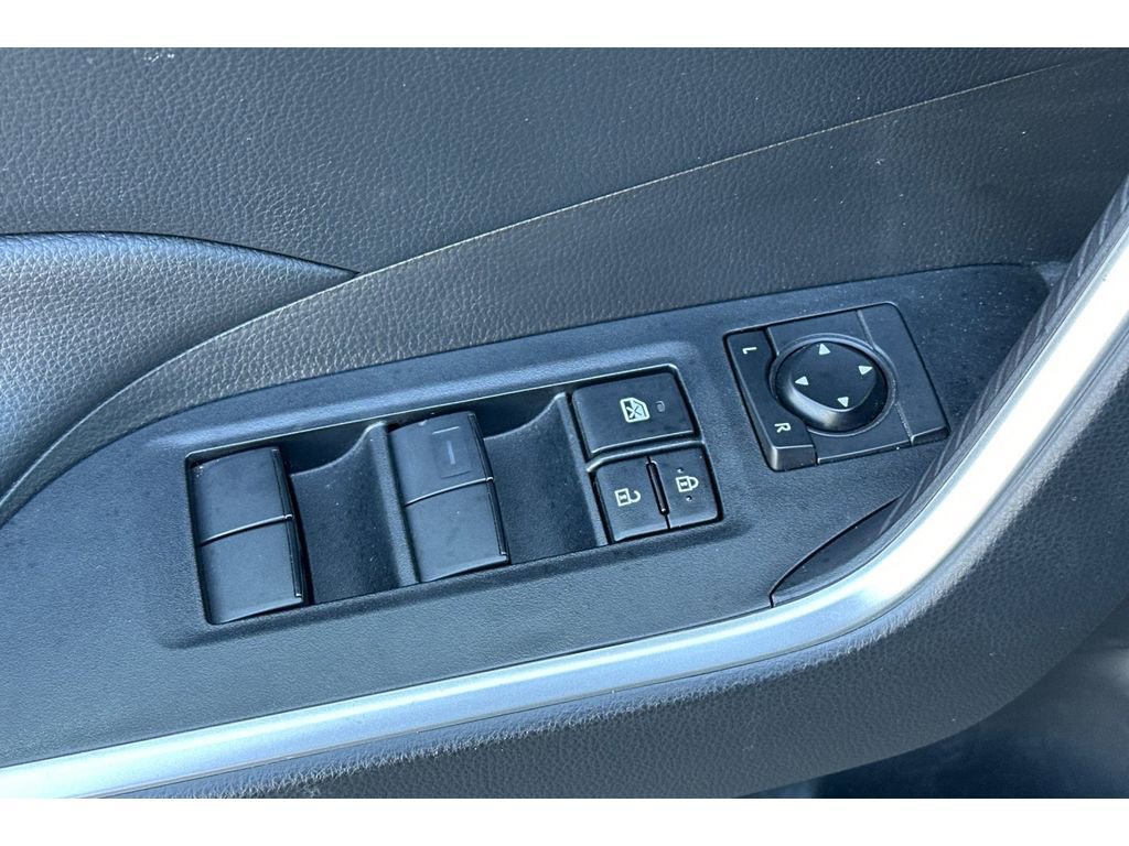 Certified 2024 Toyota RAV4 LE AWD/4WD image 12