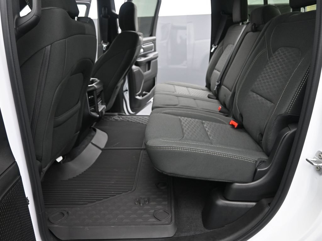 New 2026 RAM 1500 Big Horn AWD/4WD image 13