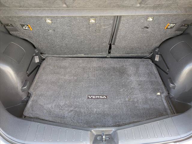 Used 2015 Nissan Versa Note SV w/ SV Convenience Package FWD image 6