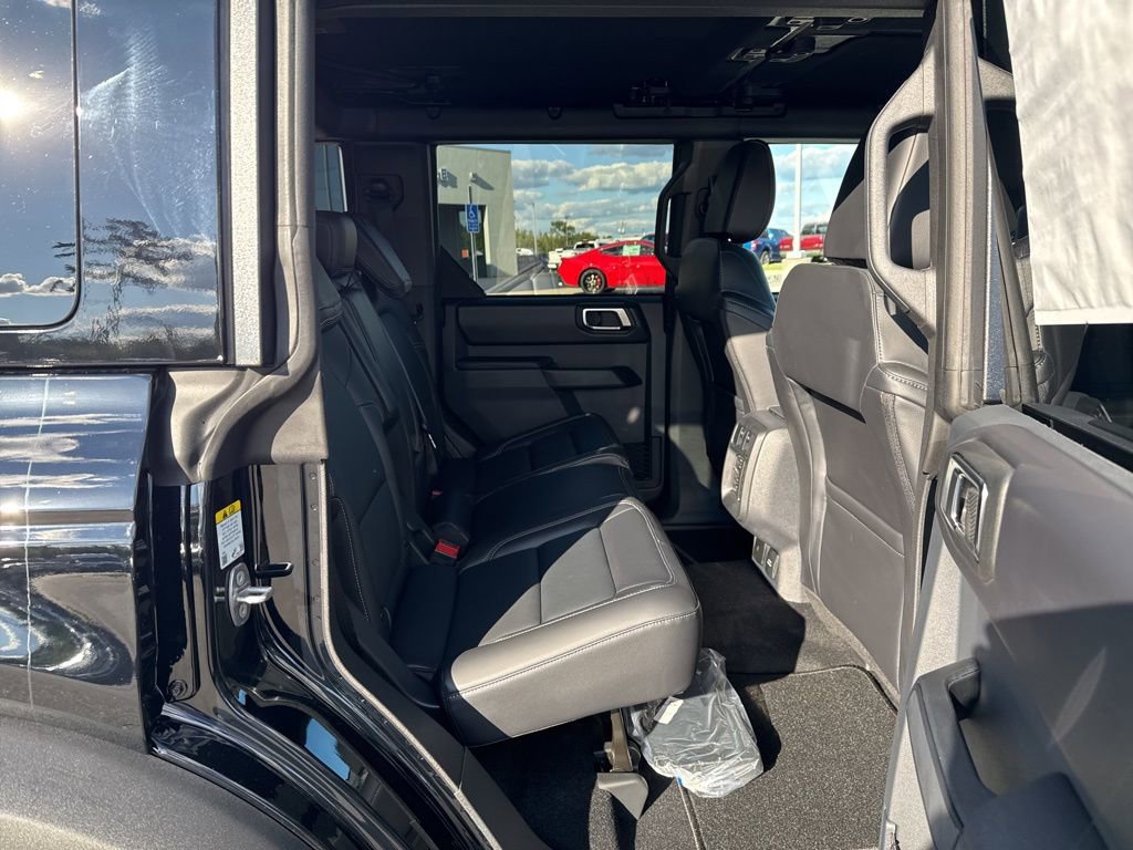 New 2025 Ford Bronco Outer Banks image 17