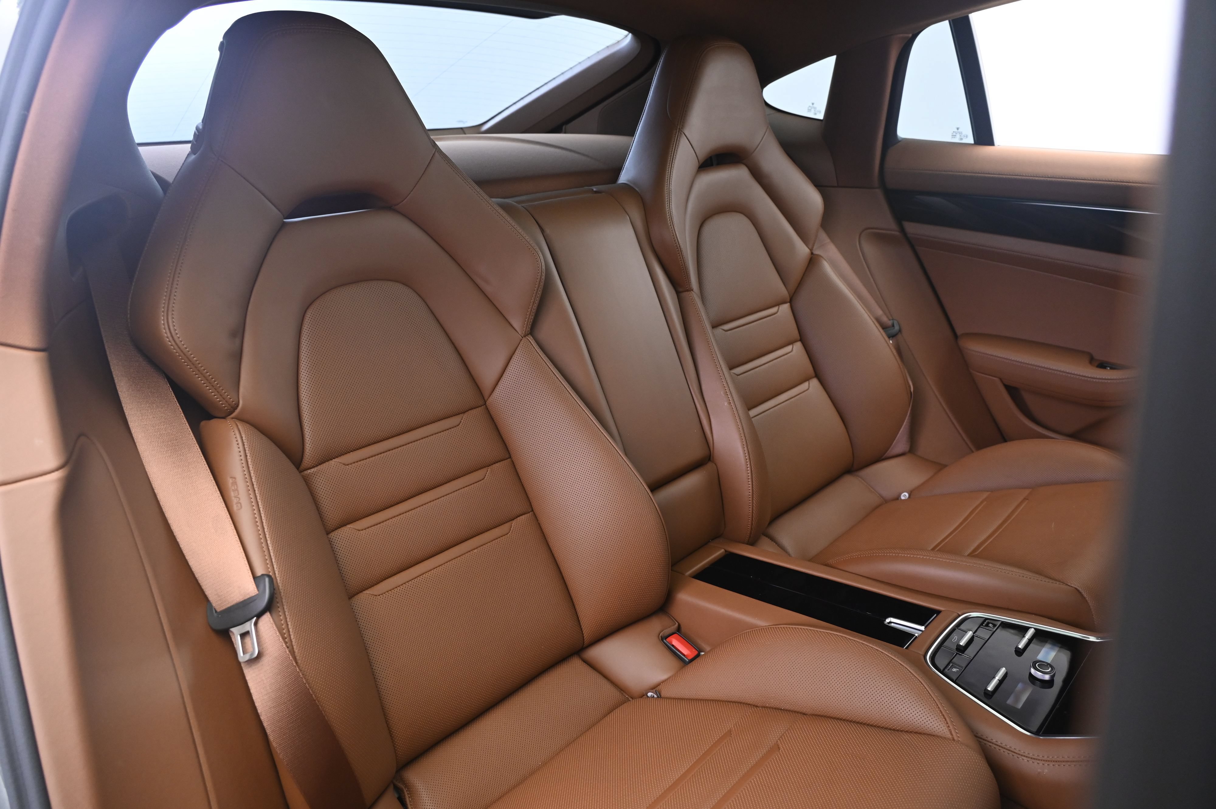 Certified 2023 Porsche Panamera 4S AWD/4WD image 19