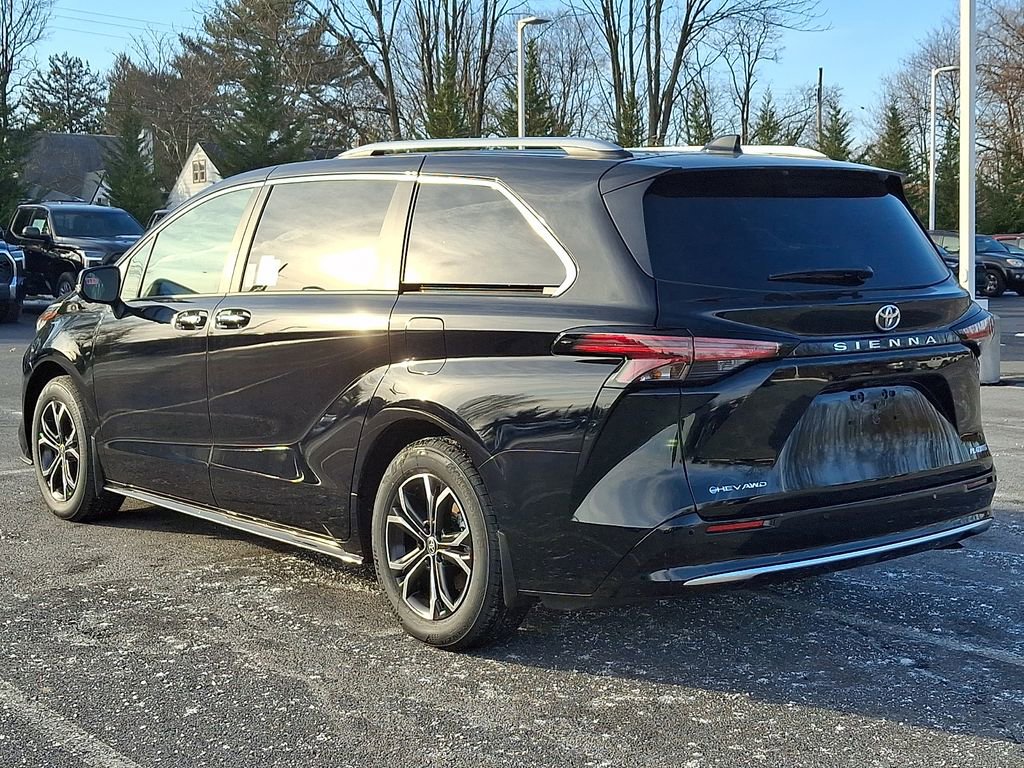 New 2026 Toyota Sienna Platinum image 8