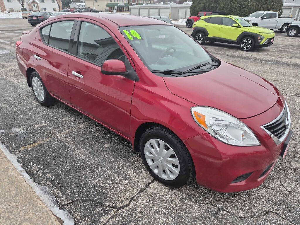 Used 2014 Nissan Versa SV