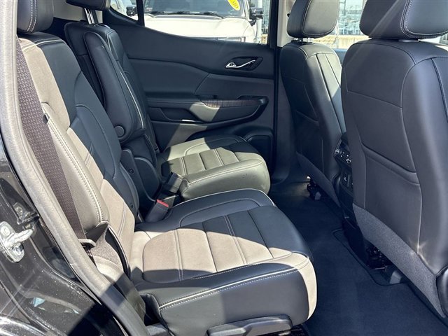 Certified 2023 GMC Acadia Denali w/ Denali Ultimate Package AWD/4WD image 27