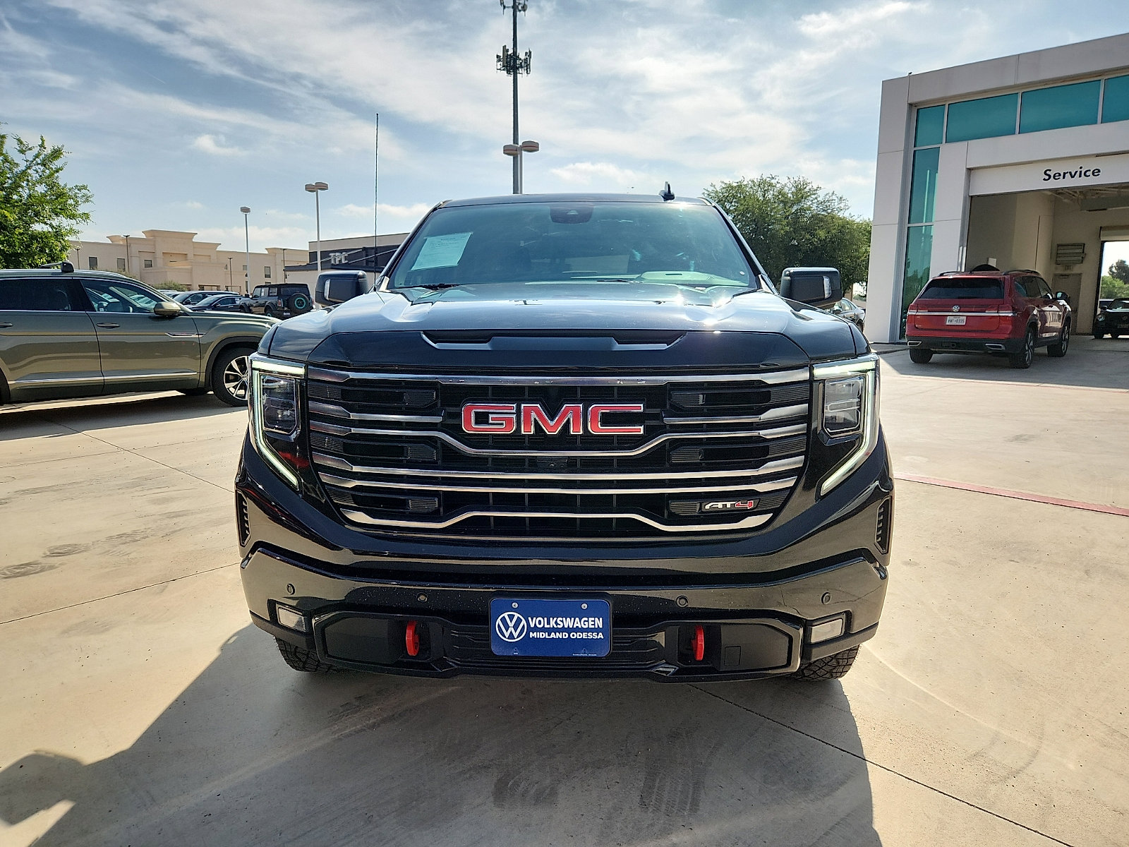 Used 2025 GMC Sierra 1500 AT4 AWD/4WD image 2