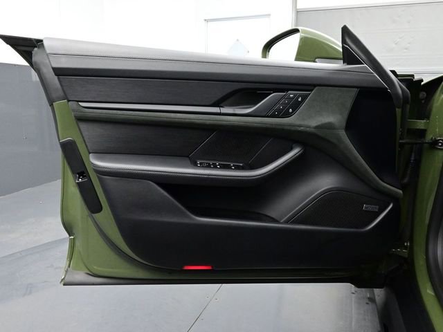 Certified 2023 Porsche Taycan GTS image 7