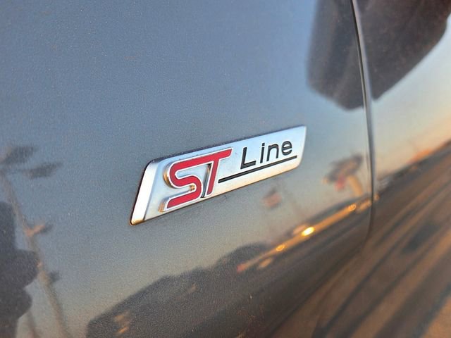 Used 2025 Ford Explorer ST-Line image 11