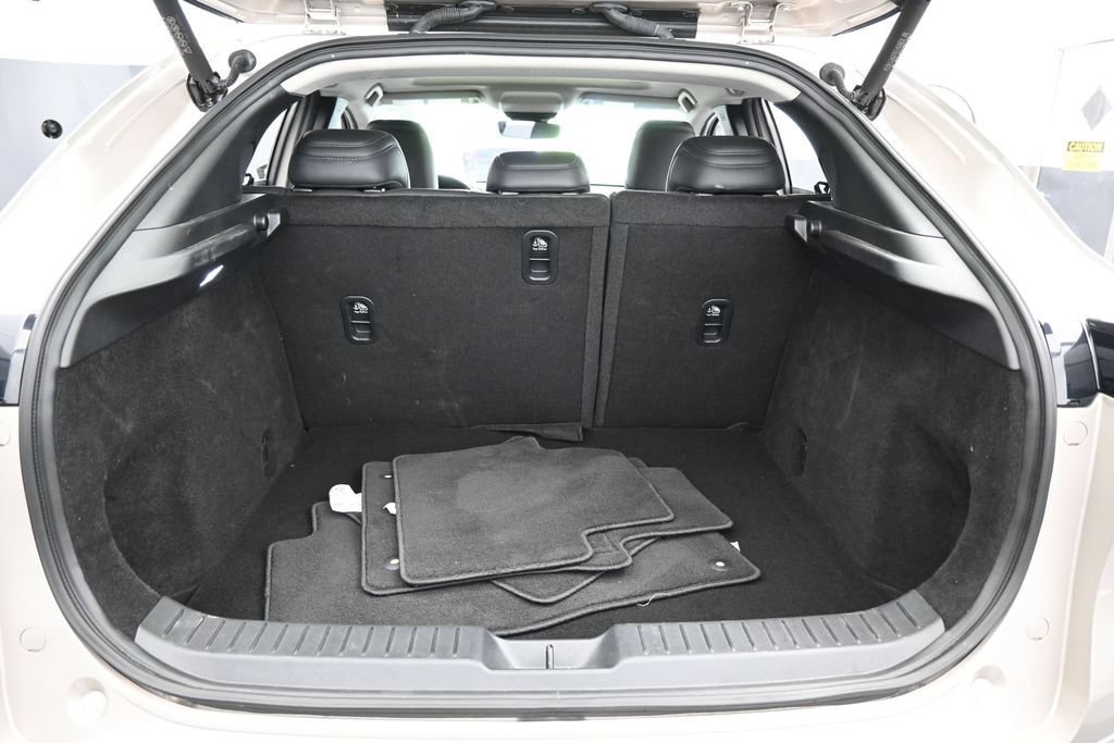 Used 2023 MAZDA CX-30 AWD 2.5 S w/ Premium Package image 35