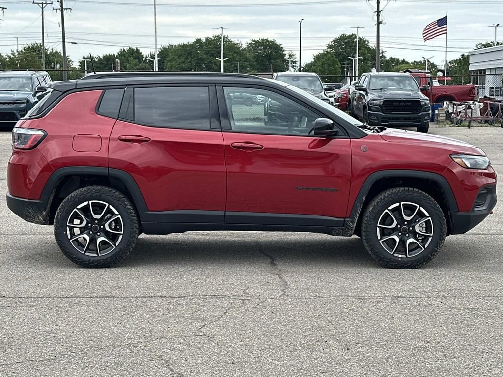 New 2026 Jeep Compass Trailhawk AWD/4WD image 2