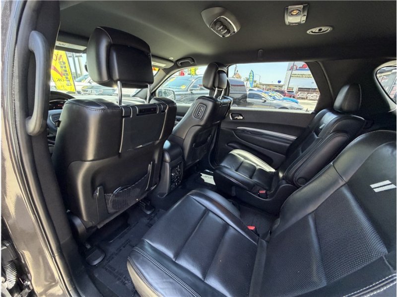 Used 2020 Dodge Durango R/T w/ Blacktop Package RWD image 22