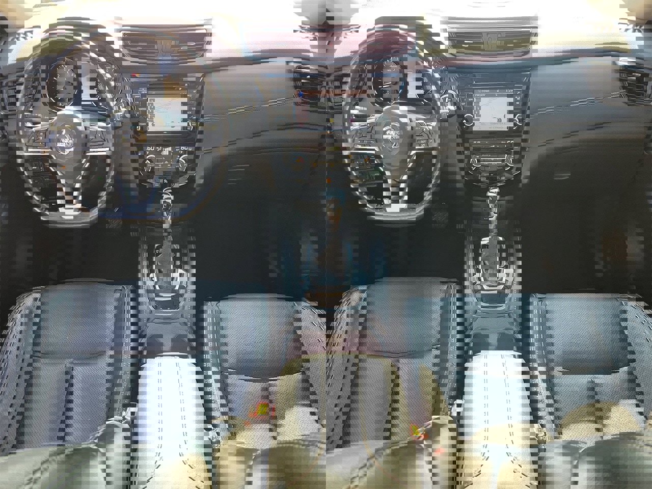 Used 2017 Nissan Rogue SL image 13